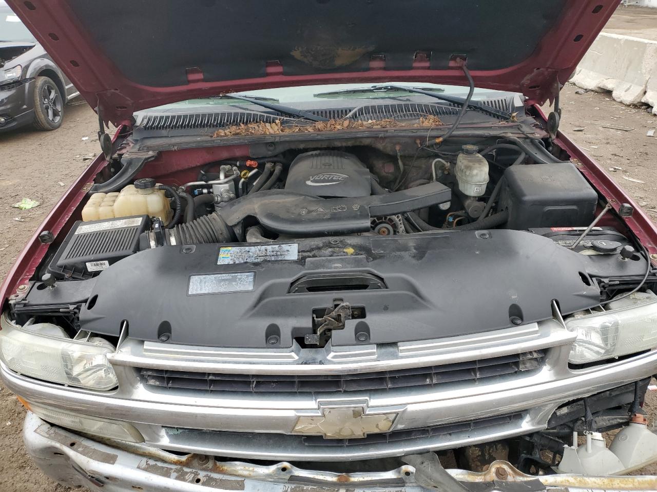 2004 Chevrolet Tahoe VIN 1GNEK13Z64J182617 Copart auction photo, front end / side damage thumbnail 12