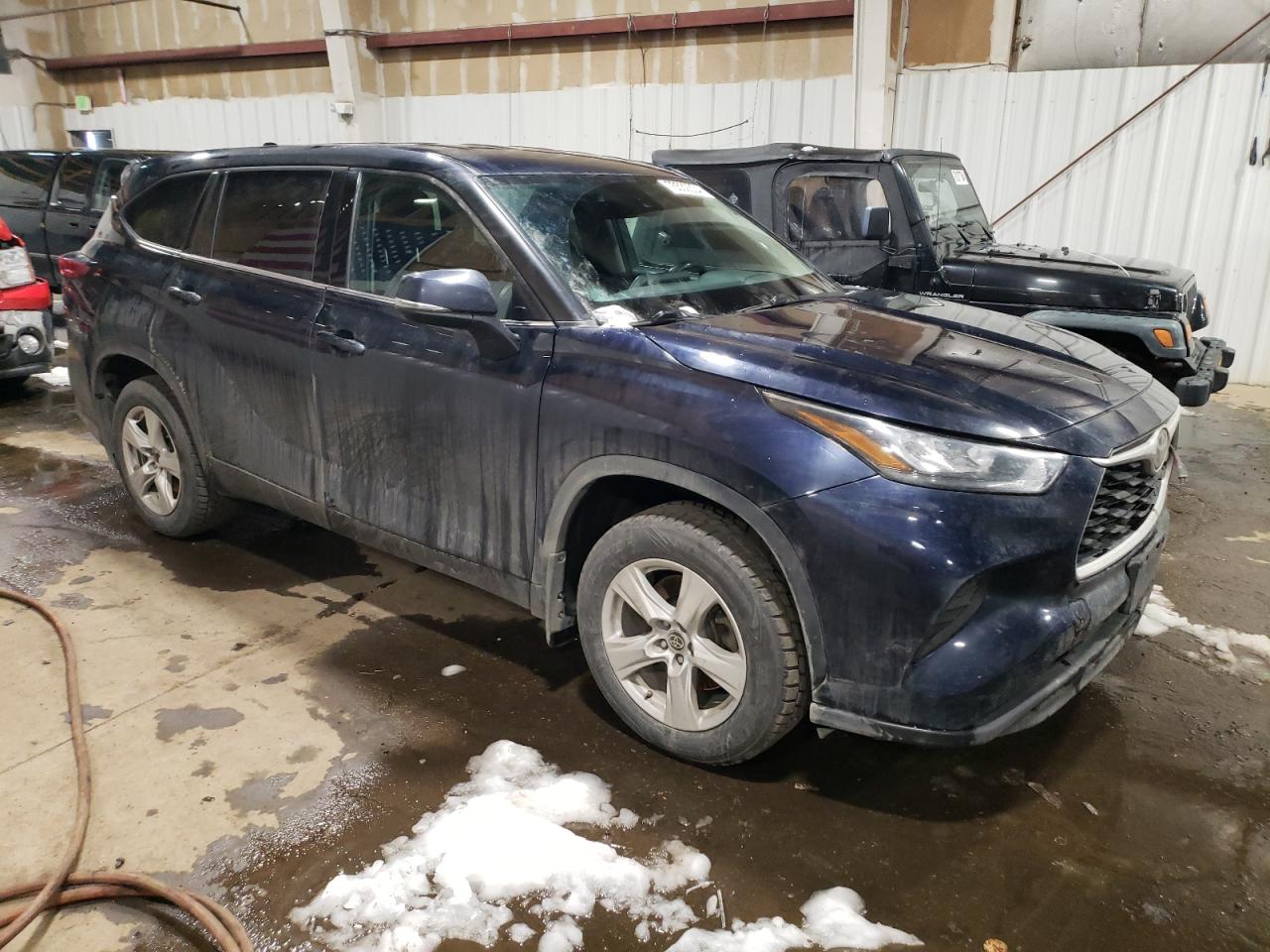 2020 Toyota Highlander VIN 5TDCZRBH0LS030899 Copart auction photo, all over damage thumbnail 4