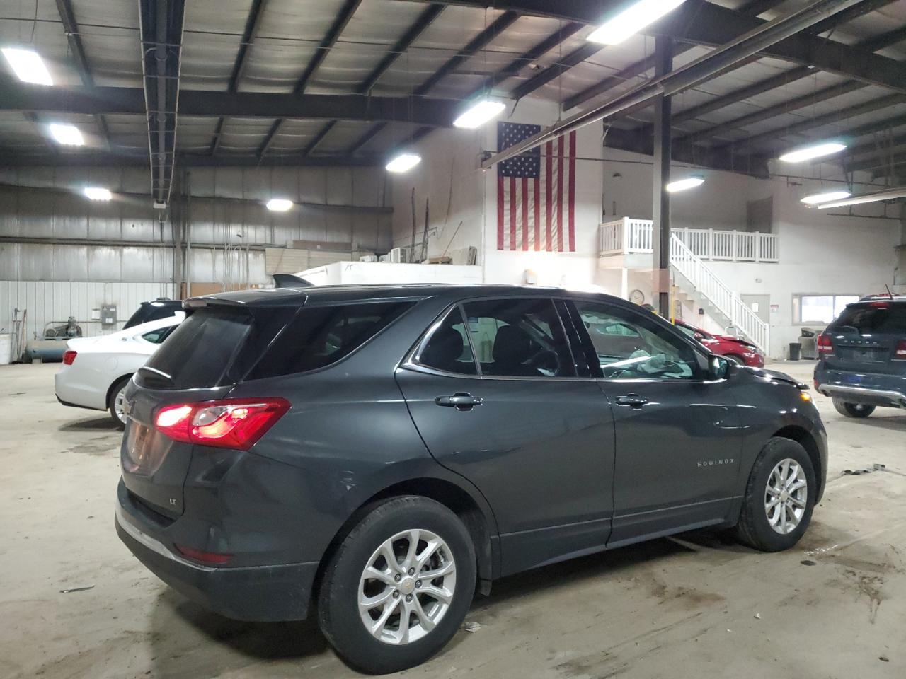 2018 Chevrolet Equinox VIN 2GNAXJEV0J6331896 Copart auction photo, front end / top/roof damage thumbnail 3