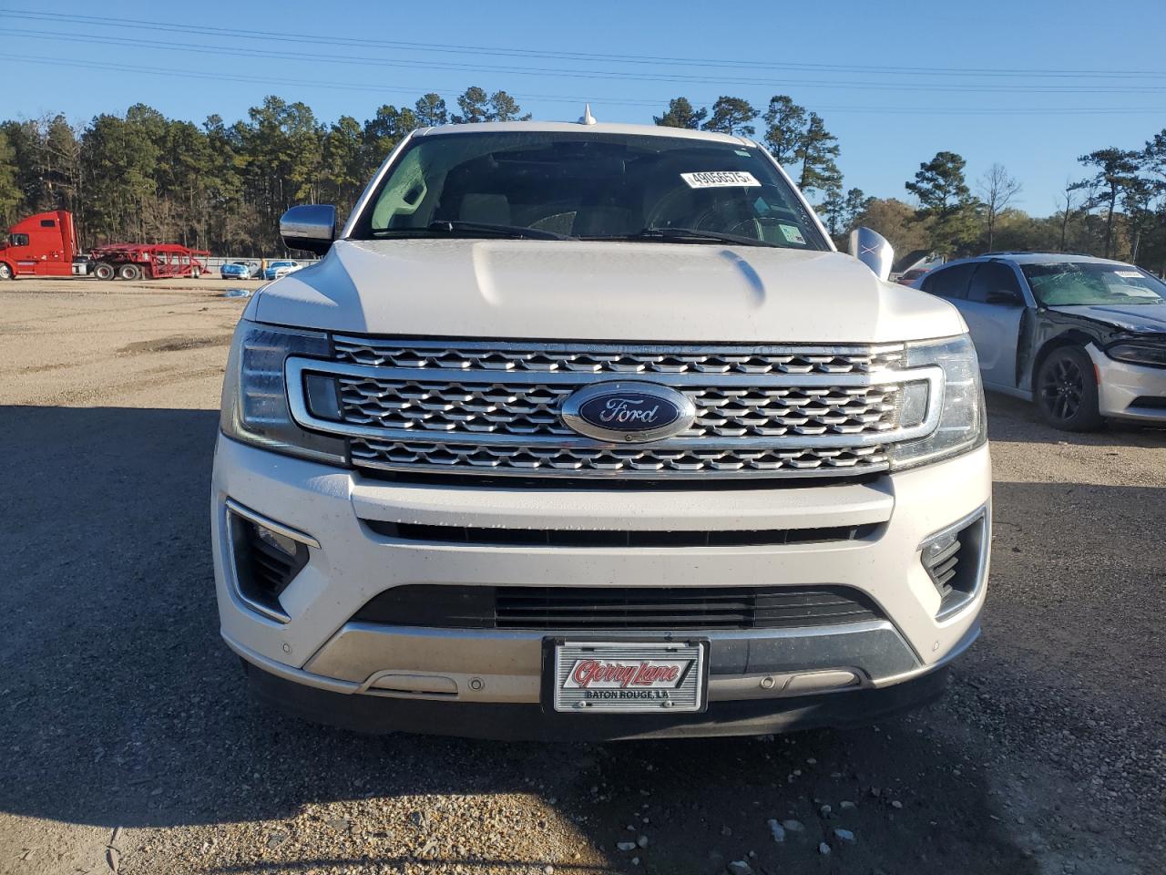 2018 Ford Expedition VIN 1FMJK1LT5JEA60348 Copart auction photo, side / rear end damage thumbnail 5