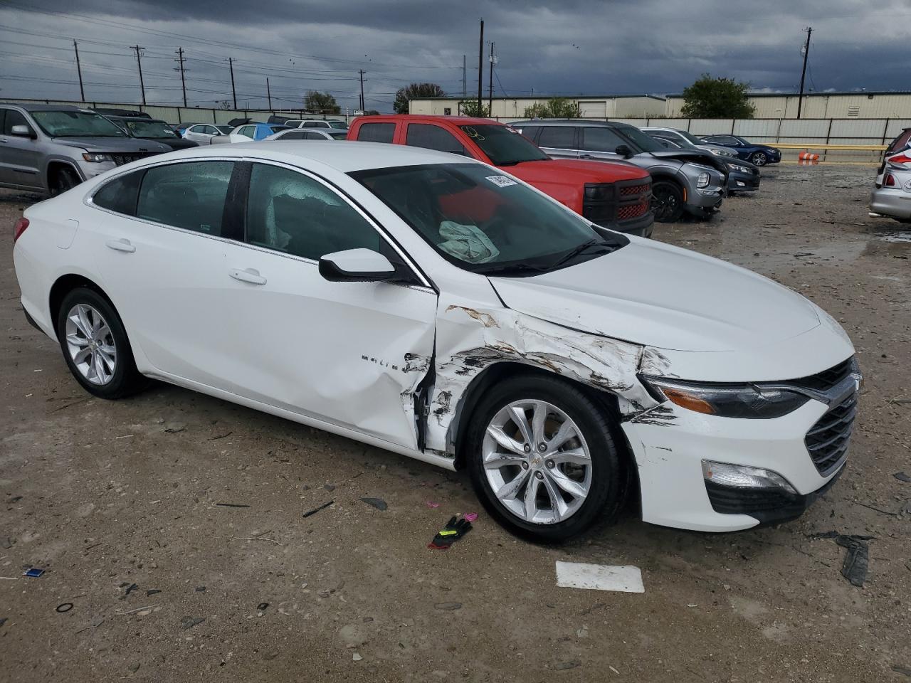 2022 Chevrolet Malibu VIN 1G1ZD5ST2NF121576 Copart auction photo, front end damage thumbnail 4