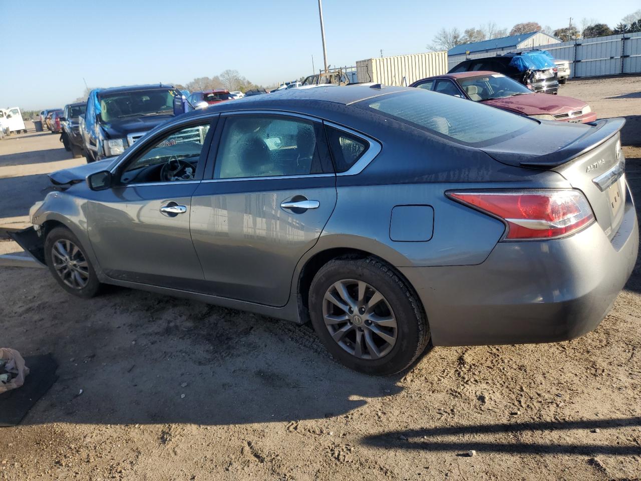 2015 Nissan Altima VIN 1N4AL3AP0FN381682 Copart auction photo, front end / side damage thumbnail 2