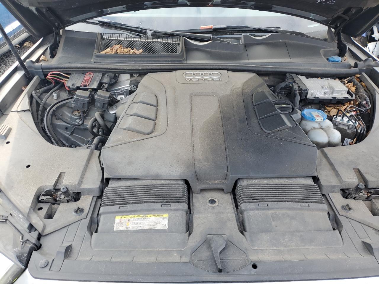 2017 Audi Q7 VIN WA1LAAF73HD007009 Copart auction photo, normal wear damage thumbnail 12