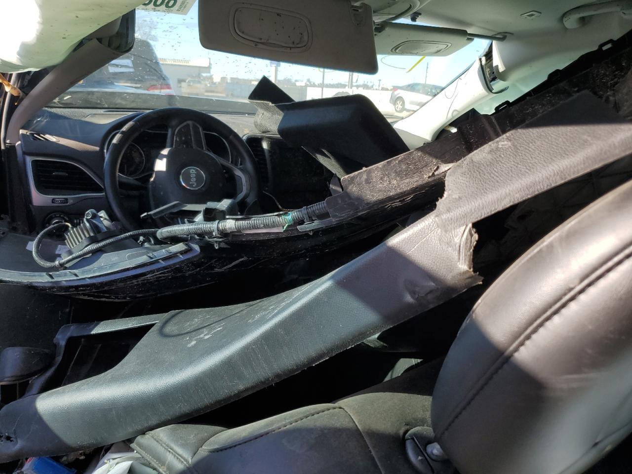 2019 Jeep Grand Cherokee VIN 1C4PJLLB7KD143355 Copart auction photo, all over damage thumbnail 8