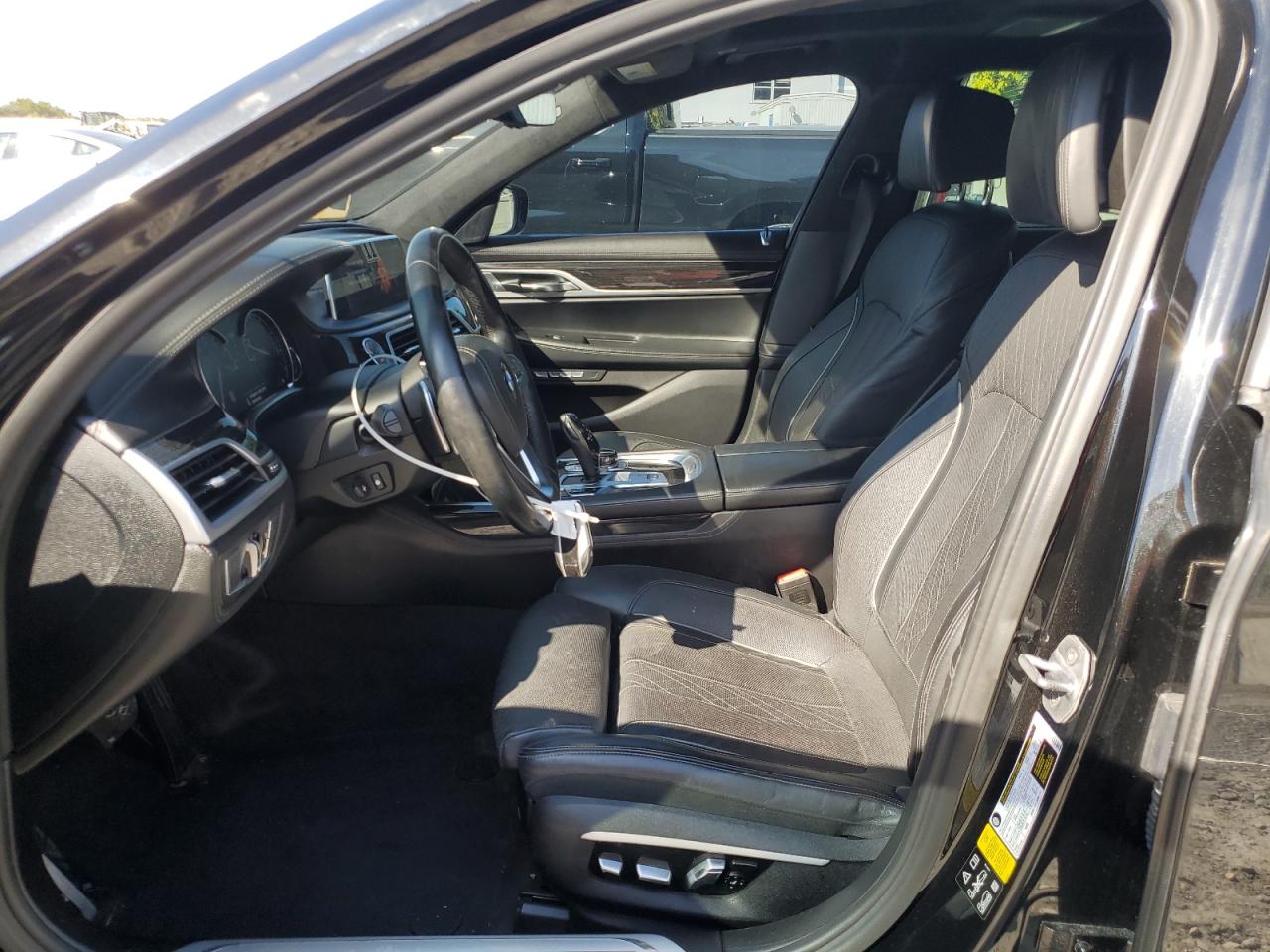 2017 BMW 7er VIN WBA7F2C58HG422548 Copart auction photo, normal wear / minor dent/scratches damage thumbnail 7