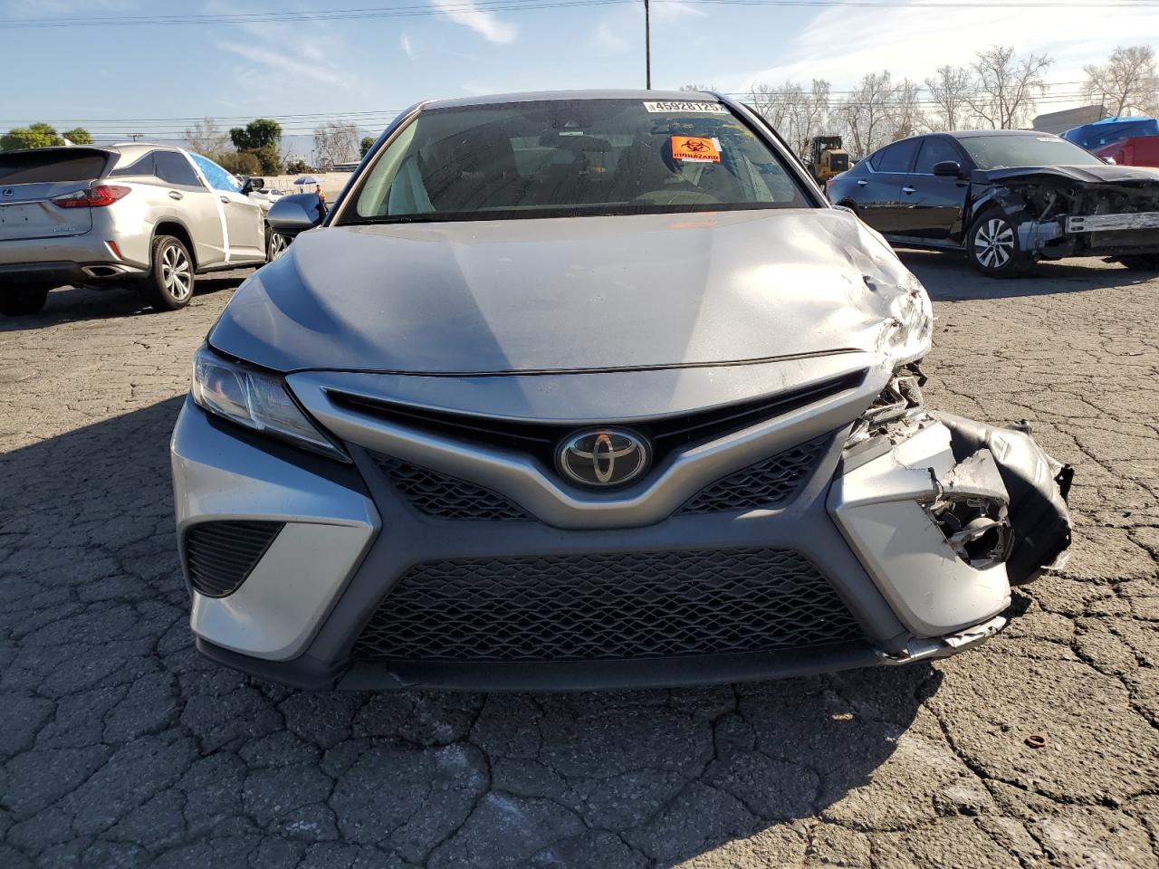 2020 Toyota Camry VIN 4T1G11AK0LU970750 Copart auction photo, front end / side damage thumbnail 5