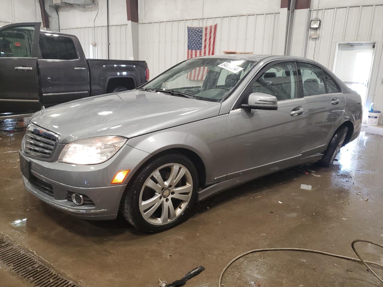 2010 Mercedes-Benz C-klasse VIN WDDGF8BB1AR131208