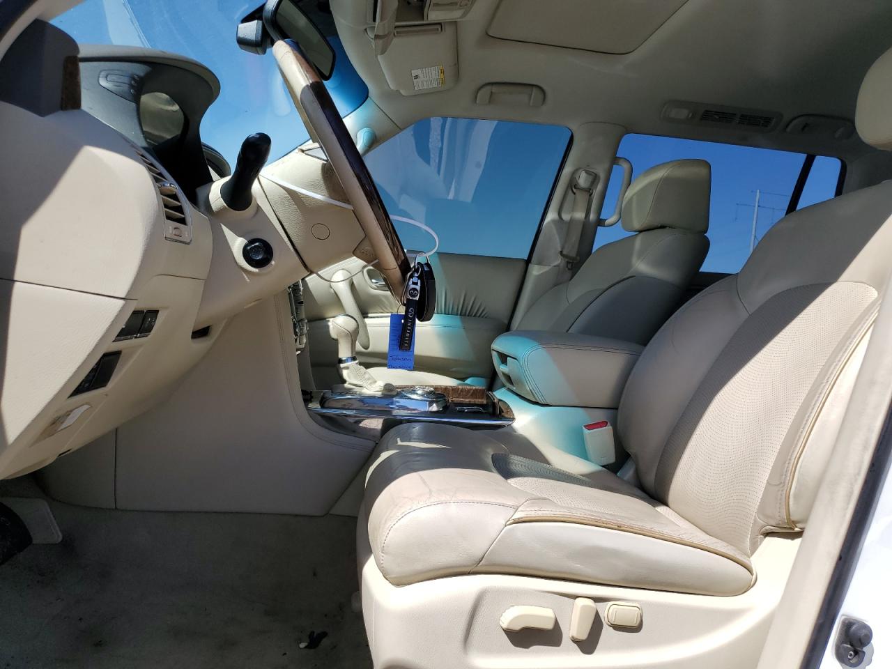 2016 Infiniti QX80 VIN JN8AZ2NF5G9612823 Copart auction photo, front end / minor dent/scratches damage thumbnail 7