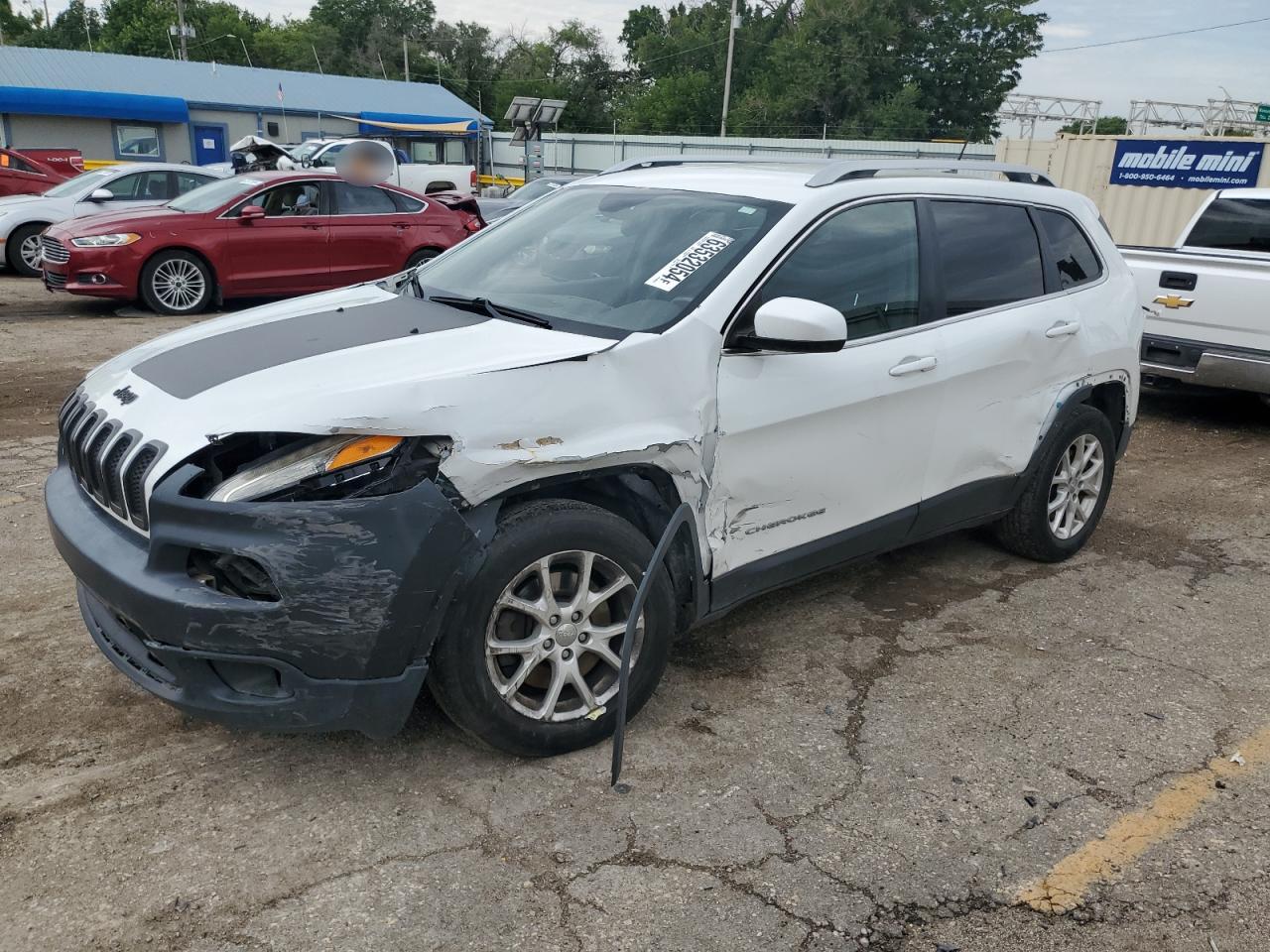 2015 Jeep Grand Cherokee VIN 1C4PJLCS8FW643034