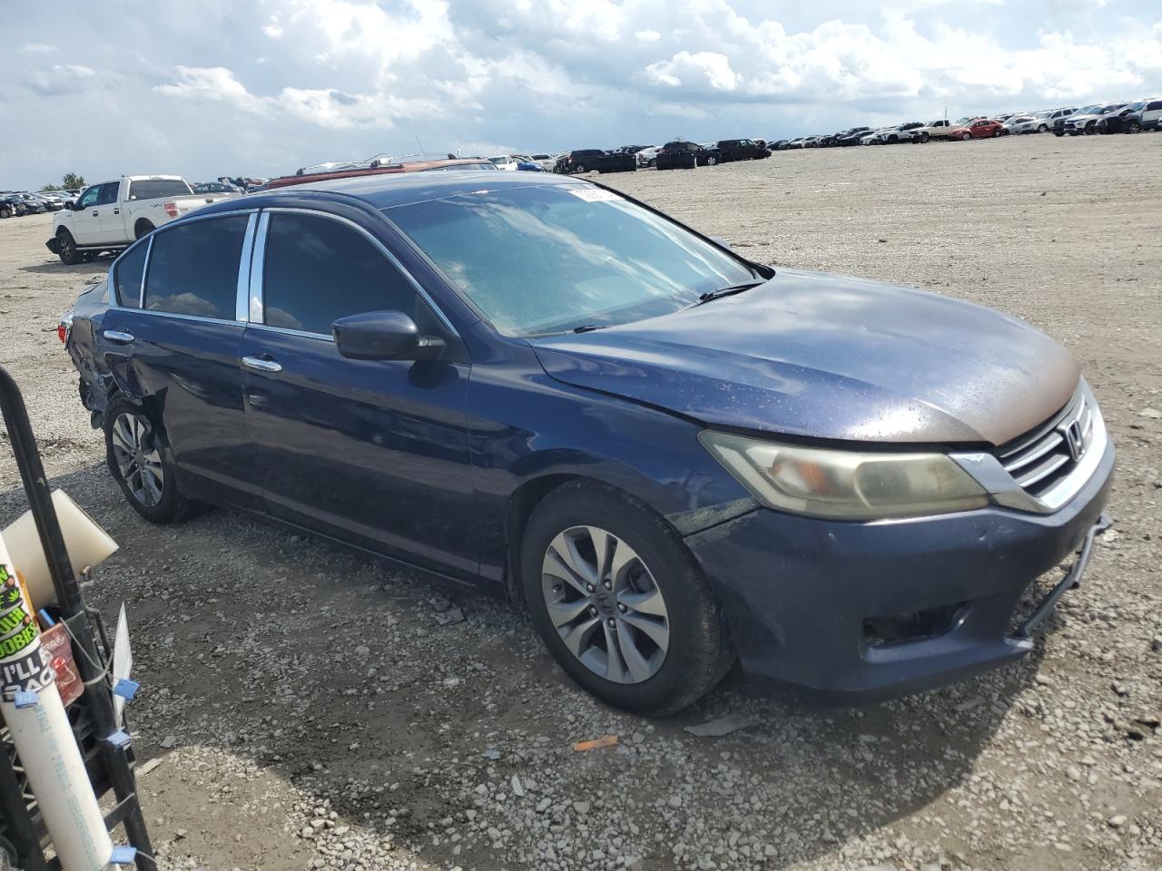 2014 Honda Accord VIN 1HGCR2F38EA293956 Copart auction photo, side / front end damage thumbnail 4