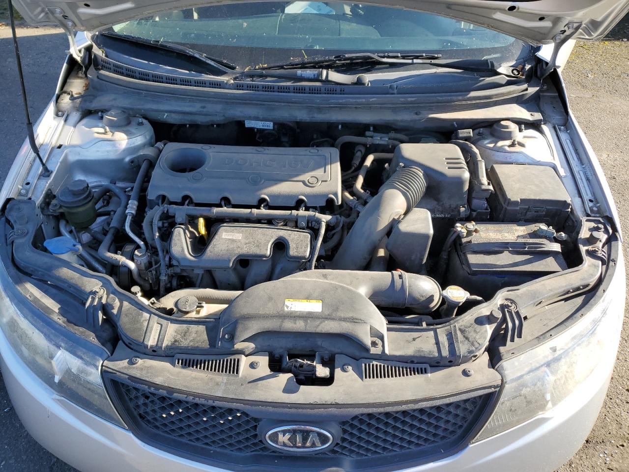 2010 KIA Forte VIN KNAFT4A27A5252581 Copart auction photo, rear end damage thumbnail 11