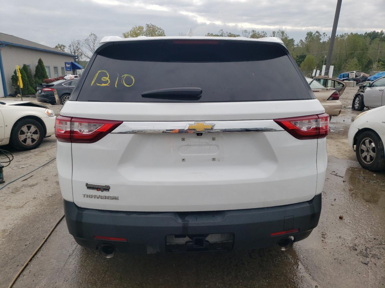 2021 Chevrolet Traverse VIN 1GNERFKW1MJ241346 Copart auction photo, burn - interior damage thumbnail 6