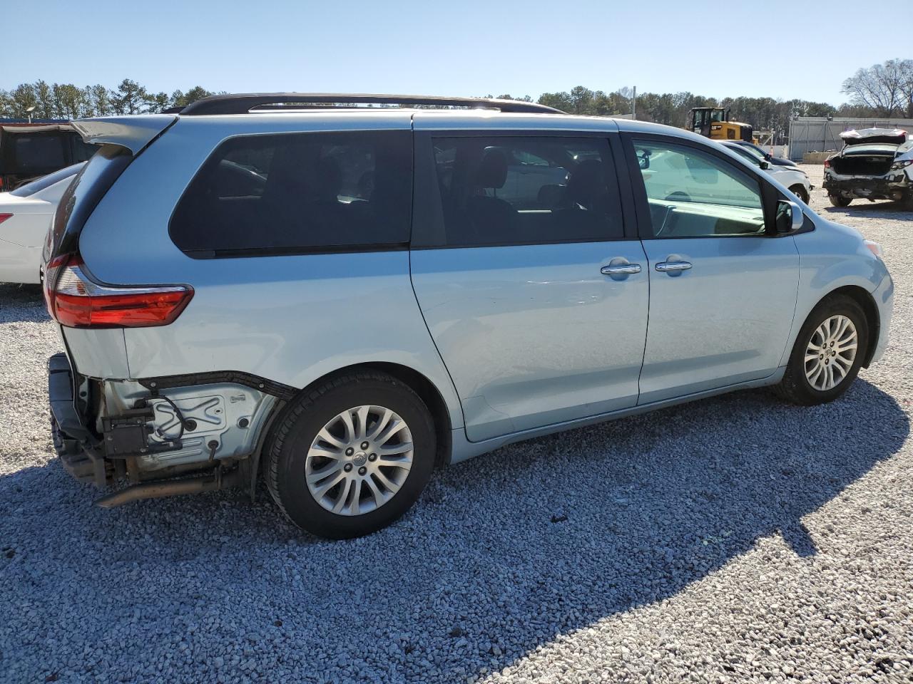 2015 Toyota Sienna VIN 5TDYK3DC4FS656114 Copart auction photo, rear end damage thumbnail 3