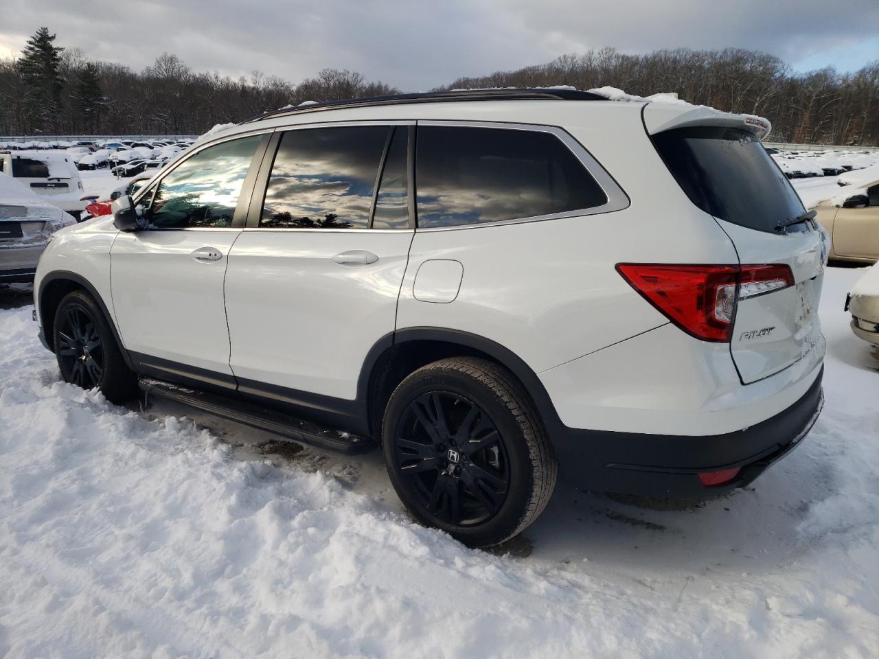 2022 Honda Pilot VIN 5FNYF6H20NB055017 Copart auction photo, front end damage thumbnail 2