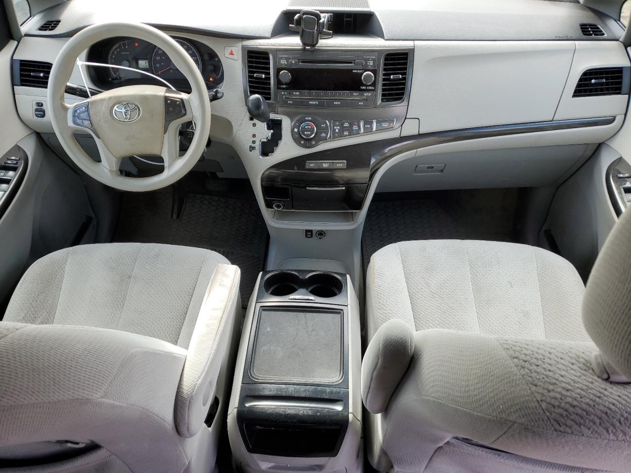 2014 Toyota Sienna VIN 5TDJK3DCXES078004 Copart auction photo, all over damage thumbnail 8