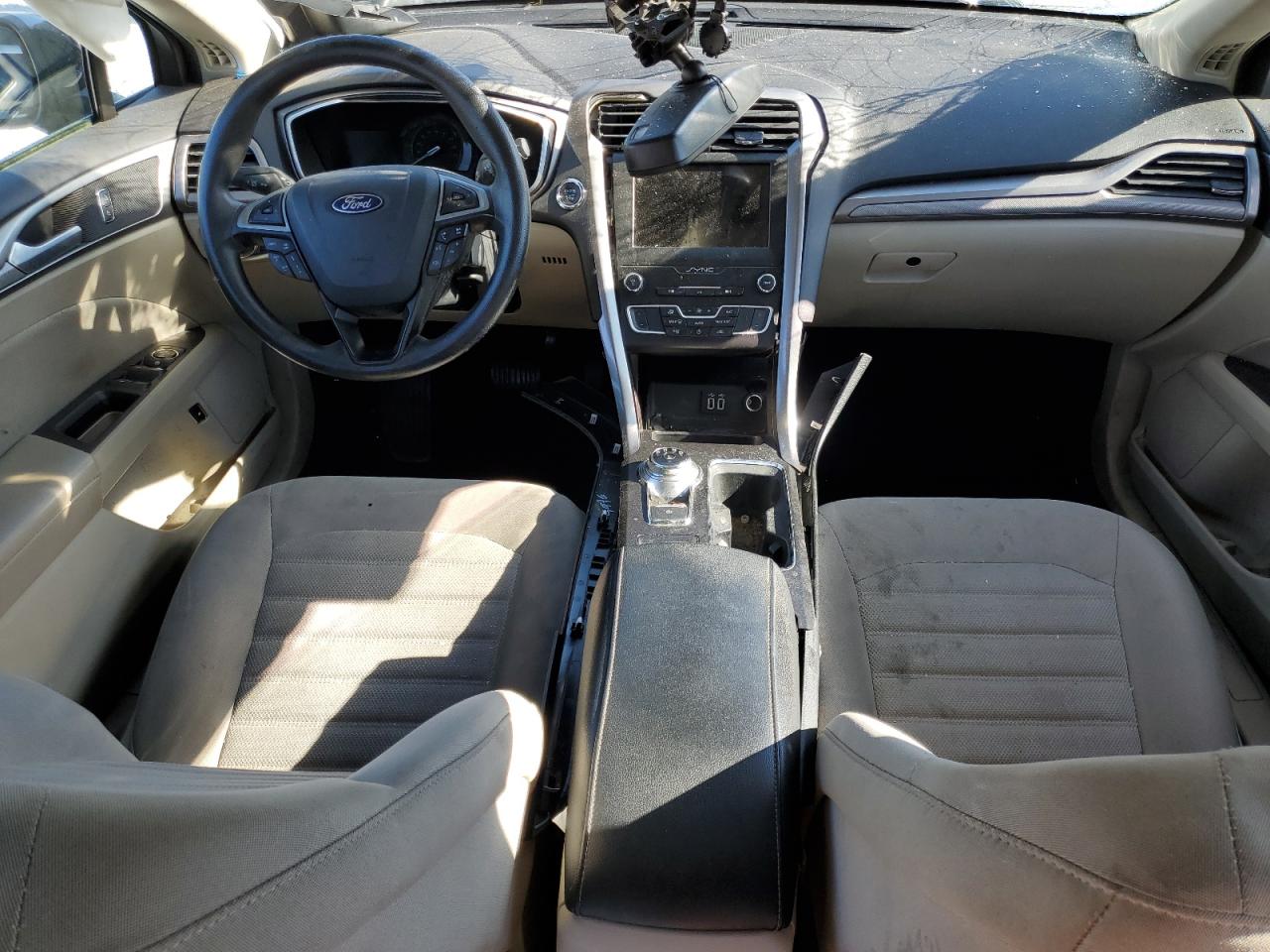 2019 Ford Fusion VIN 3FA6P0LU9KR152162 Copart auction photo, front end damage thumbnail 8