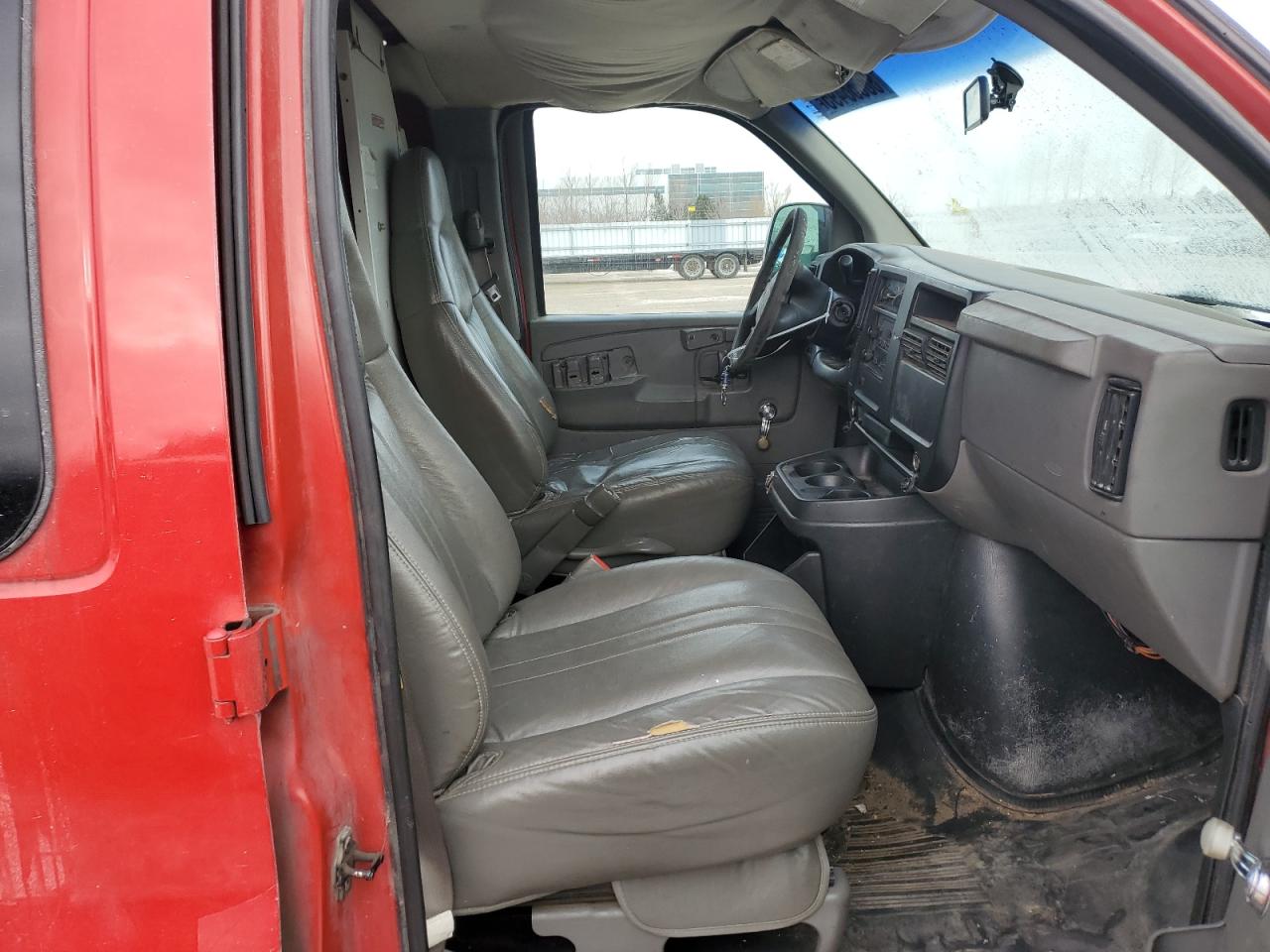 2003 Chevrolet Express VIN 1GCEG15X231228660 Copart auction photo, side / undercarriage damage thumbnail 11