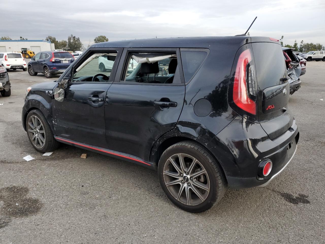 2018 KIA Soul VIN KNDJX3AA4J7615104 Copart auction photo, side damage thumbnail 2
