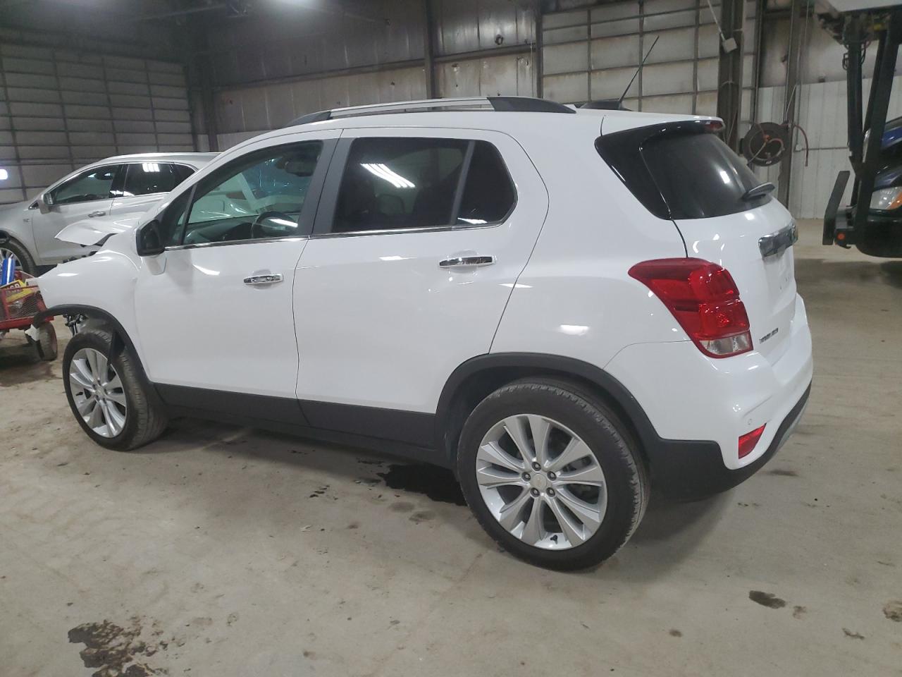 2020 Chevrolet Trax VIN 3GNCJRSB0LL214630 Copart auction photo, front end / side damage thumbnail 2