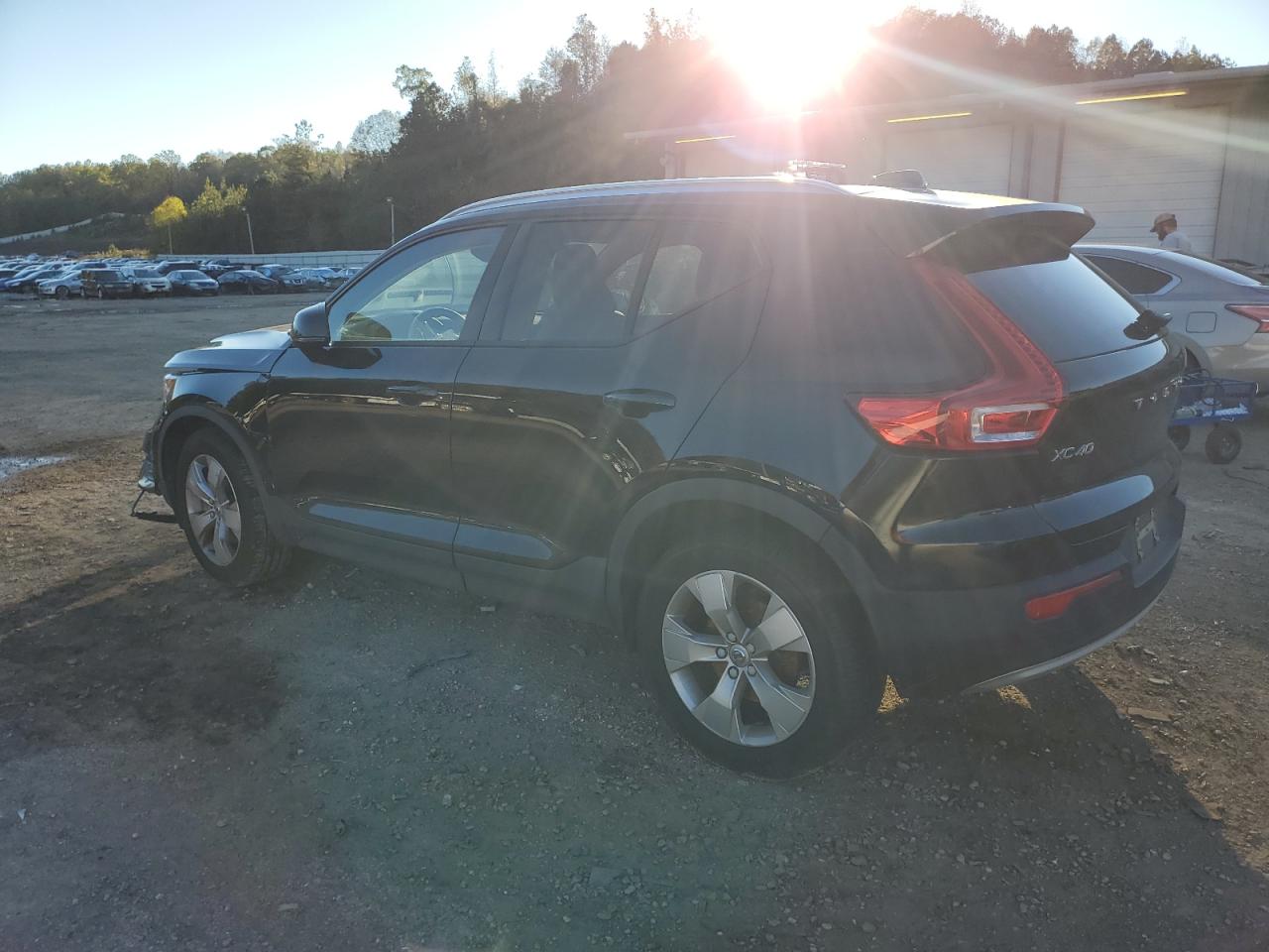2019 Volvo XC40 VIN YV4AC2HK1K2108418 Copart auction photo, front end damage thumbnail 2