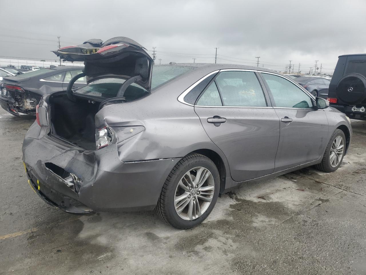 2016 Toyota Camry VIN 4T1BF1FK7GU156279 Copart auction photo, rear end damage thumbnail 3