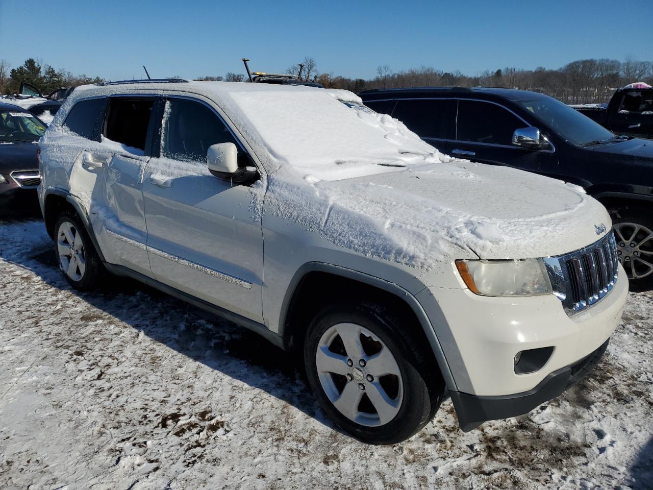 2011 Jeep Grand Cherokee VIN 1J4RR4GG4BC570196 Copart auction photo, side damage thumbnail 4