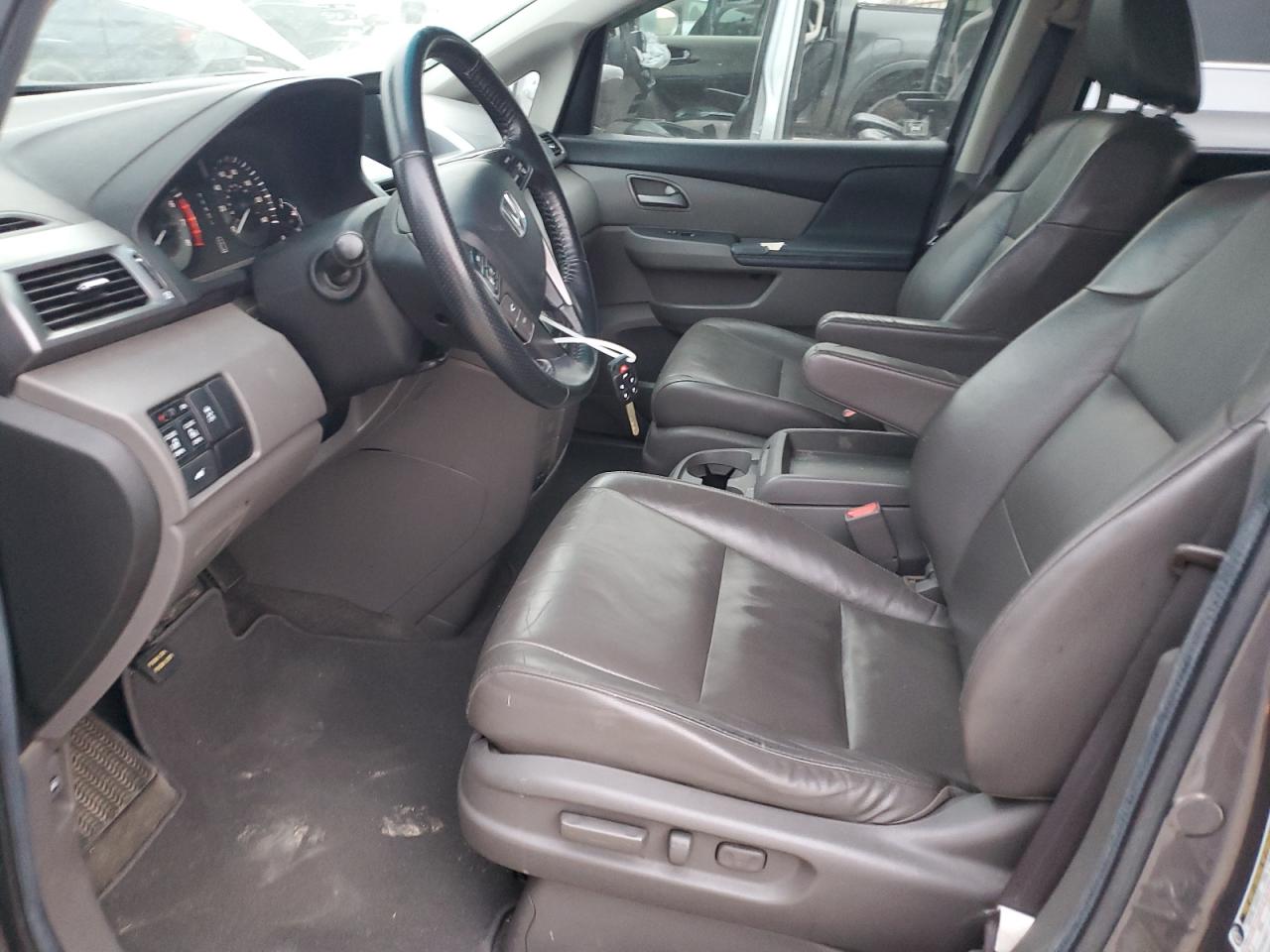 2012 Honda Odyssey VIN 5FNRL5H60CB048690 Copart auction photo, rear end / minor dent/scratches damage thumbnail 7