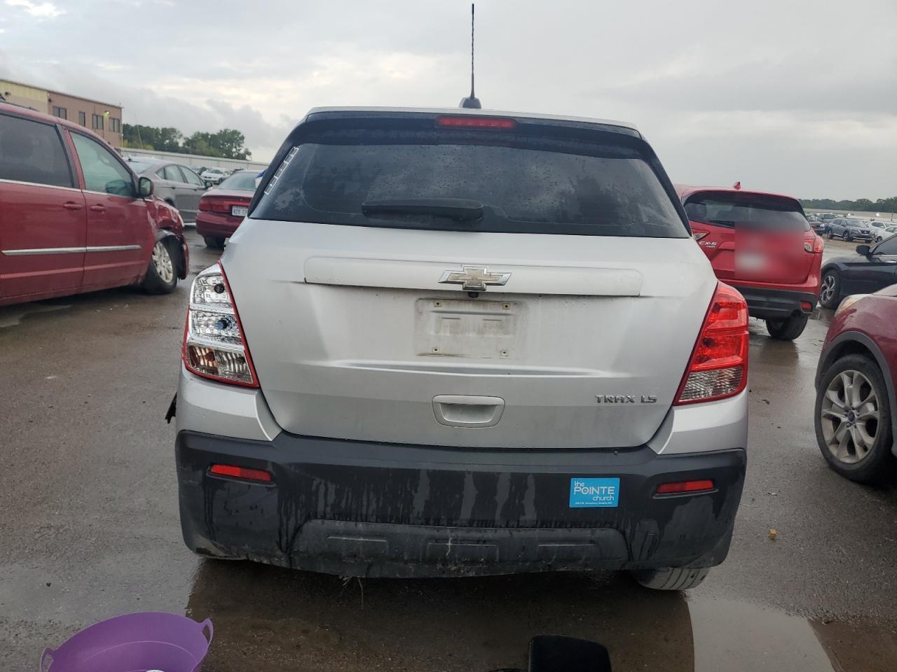 2016 Chevrolet Trax VIN 3GNCJKSBXGL268658 Copart auction photo, all over damage thumbnail 6