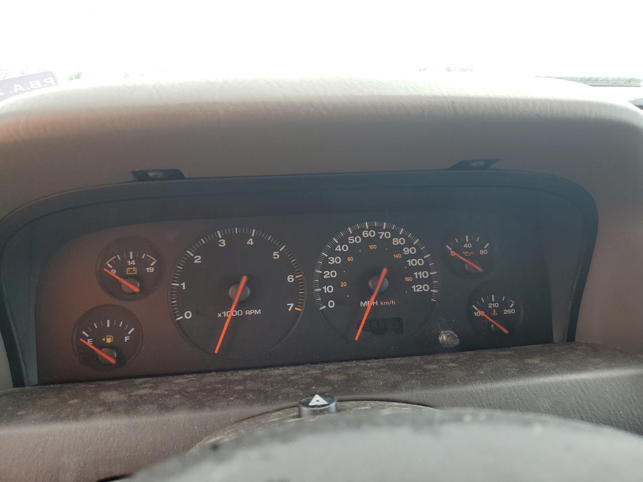 2000 Jeep Grand Cherokee VIN 1J4G248S8YC163151 Copart auction photo, water/flood / minor dent/scratches damage thumbnail 9