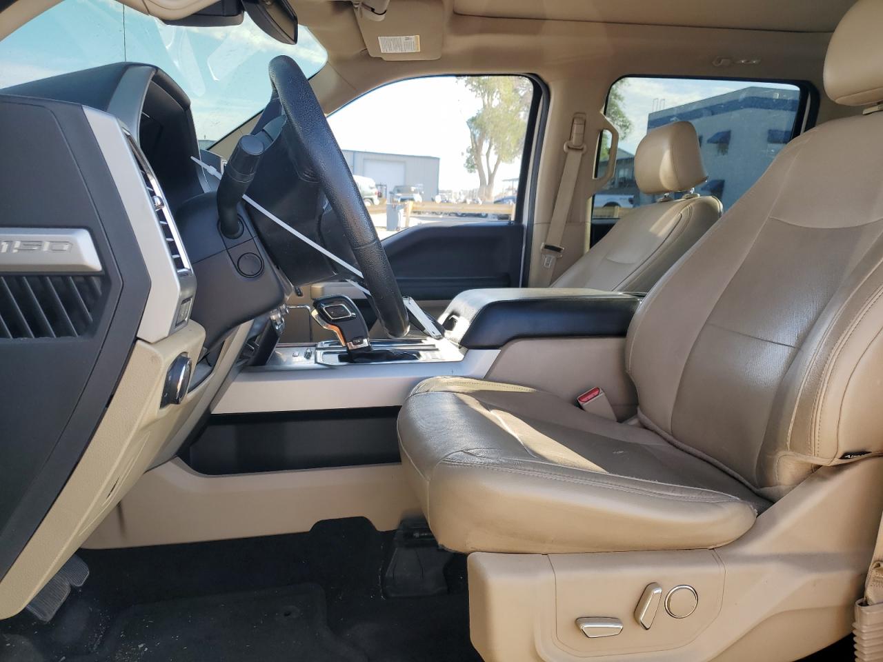 2015 Ford F-150 VIN 1FTEW1EG7FFA39691 Copart auction photo, side / front end damage thumbnail 7