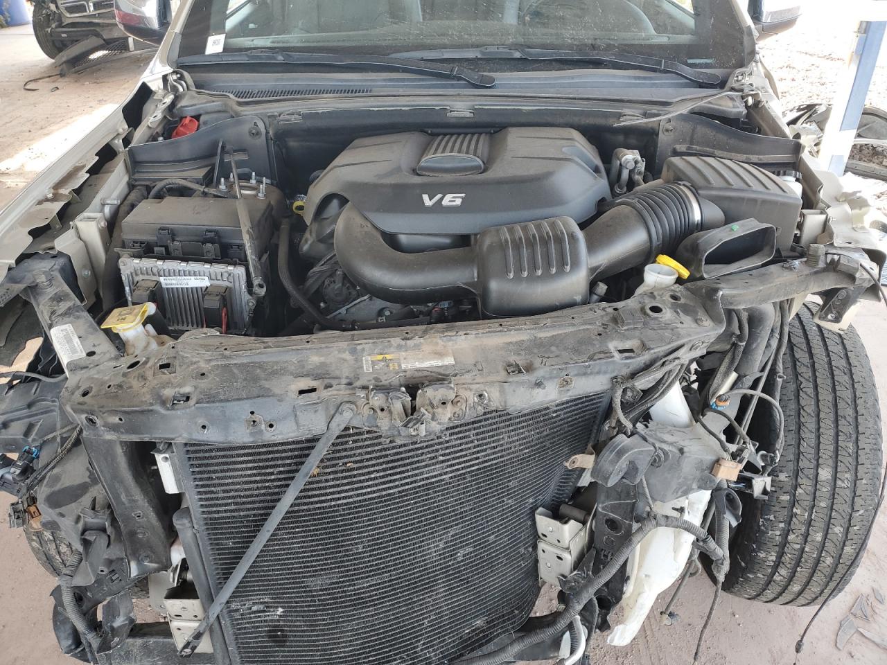 2015 Jeep Grand Cherokee VIN 1C4RJFBG0FC918954 Copart auction photo, front end damage thumbnail 13