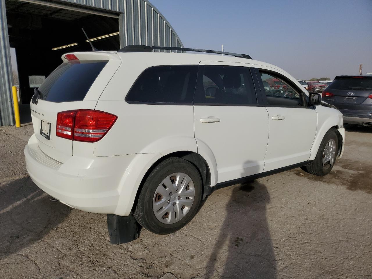 2017 Dodge Journey VIN 3C4PDCAB4HT587516 Copart auction photo, front end / minor dent/scratches damage thumbnail 3