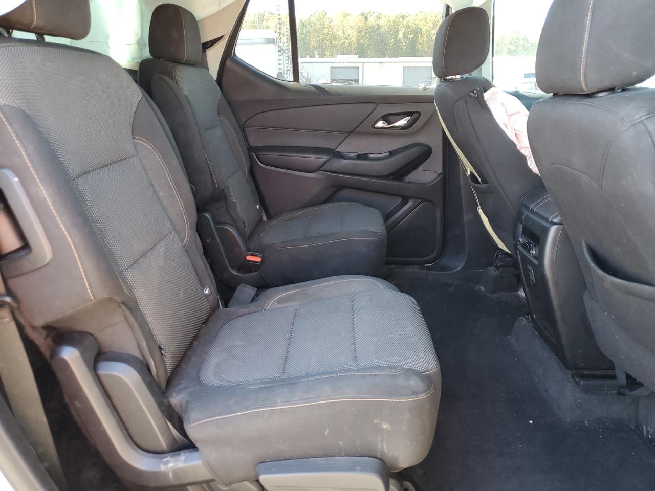2019 Chevrolet Traverse VIN 1GNERGKW8KJ113835 Copart auction photo, side / undercarriage damage thumbnail 11