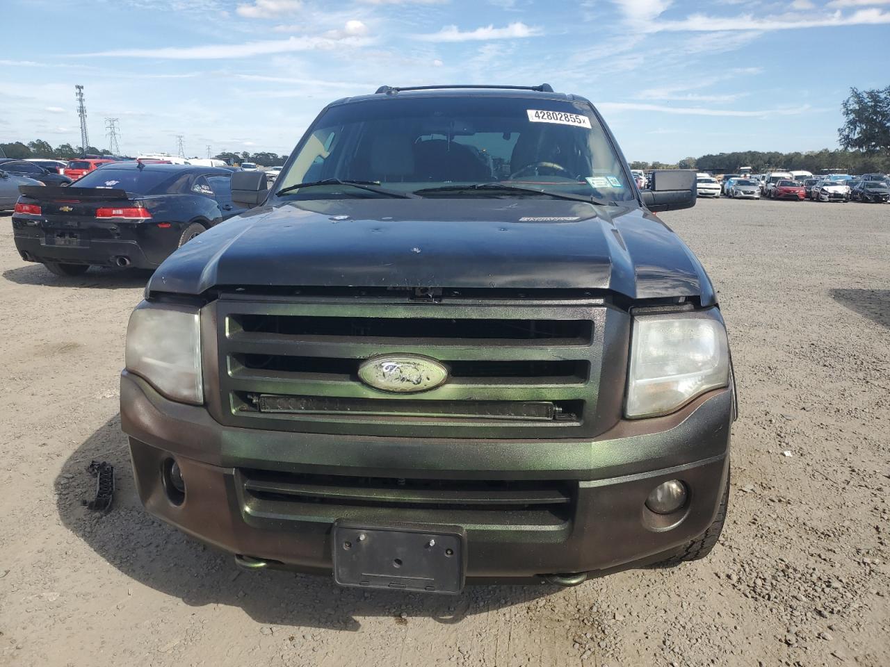 2011 Ford Expedition VIN 1FMJU1J53BEF00955 Copart auction photo, vandalism damage thumbnail 5