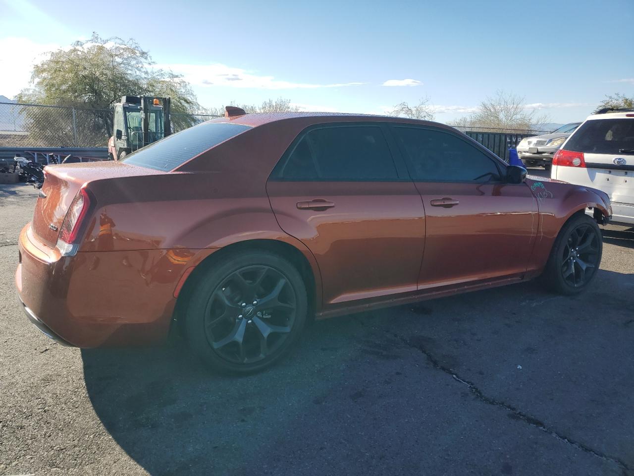 2020 Chrysler 300 VIN 2C3CCAAG6LH175671 Copart auction photo, front end damage thumbnail 3