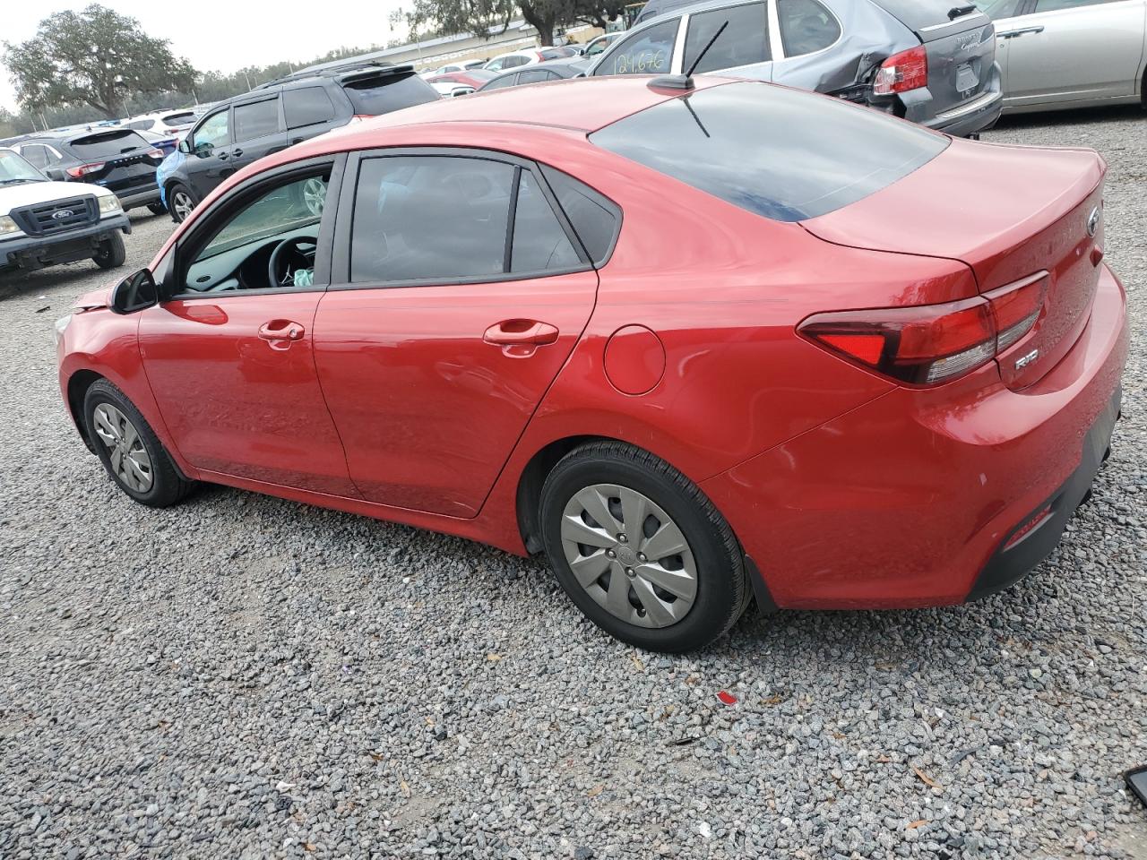 2020 KIA Rio VIN 3KPA24AD2LE285206 Copart auction photo, front end / side damage thumbnail 2