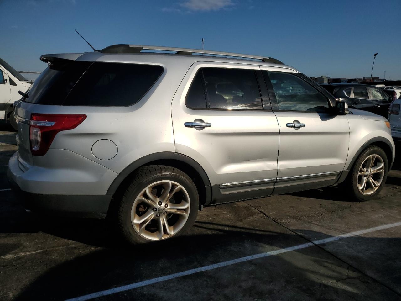 2011 Ford Explorer VIN 1FMHK7F85BGA12637 Copart auction photo, rear end damage thumbnail 3