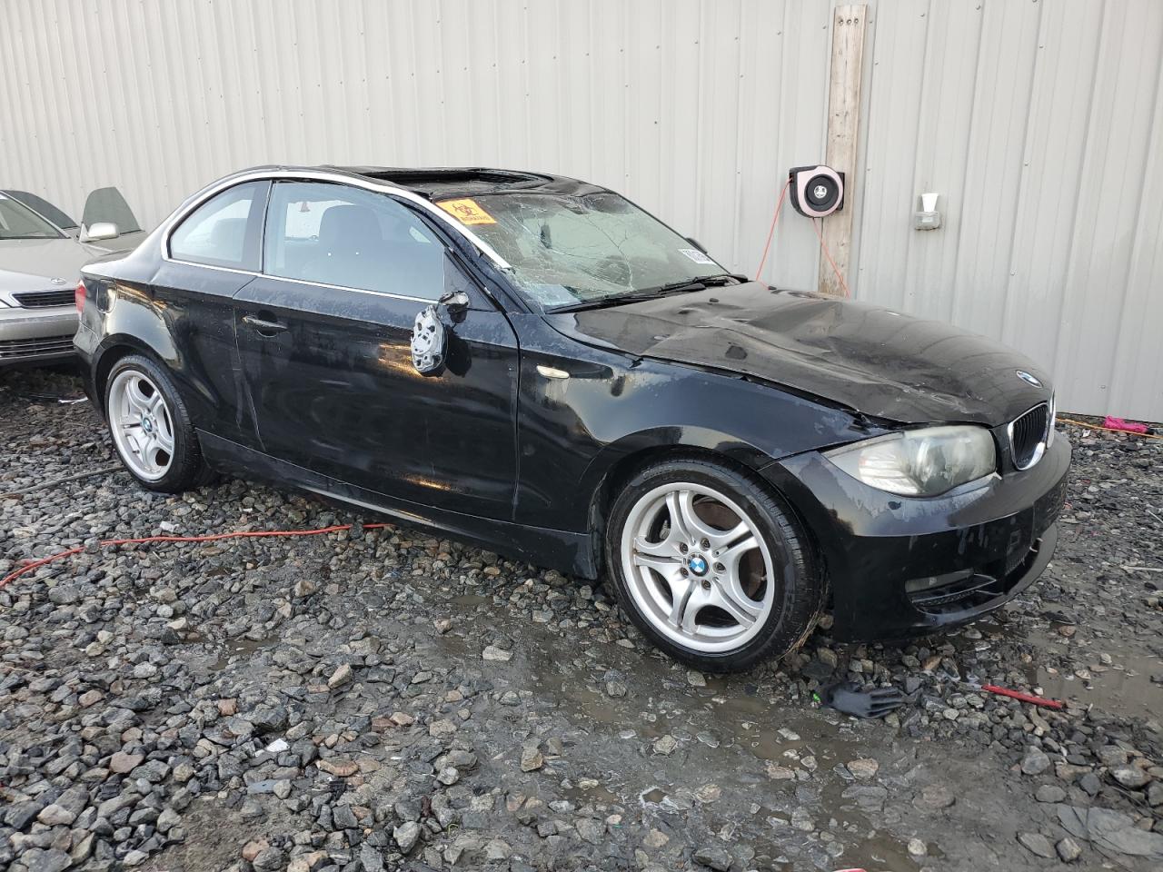 2010 BMW 1er VIN WBAUP9C5XAVL89207 Copart auction photo, rollover damage thumbnail 4