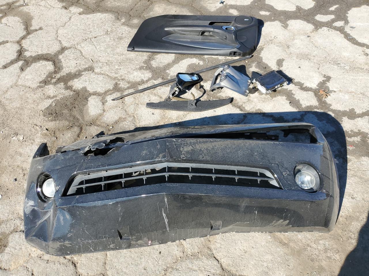 2011 Chevrolet Camaro VIN 2G1FC1ED4B9181754 Copart auction photo, front end / side damage thumbnail 12
