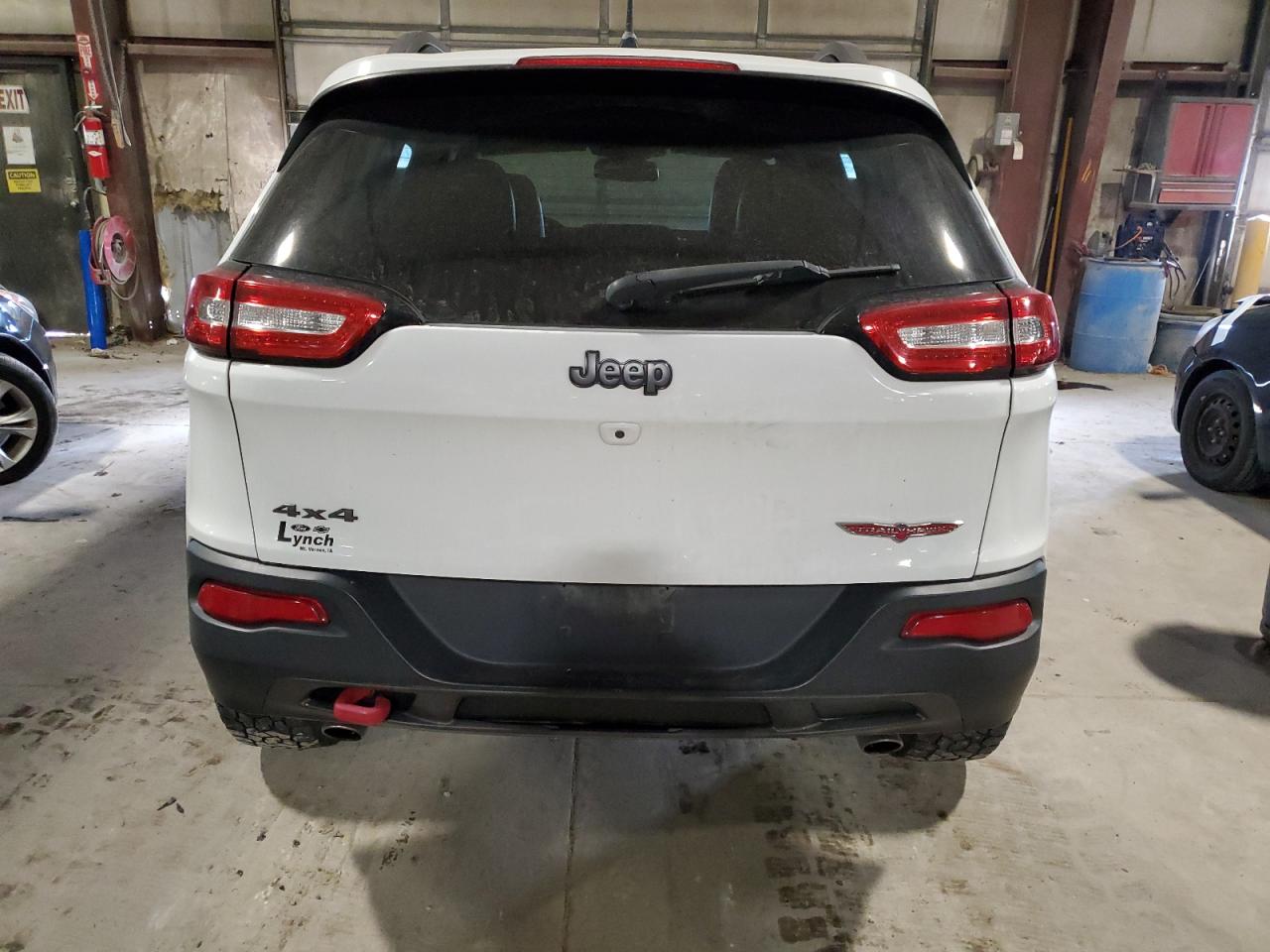 2016 Jeep Cherokee VIN 1C4PJMBS5GW153336 Copart auction photo, front end / minor dent/scratches damage thumbnail 6