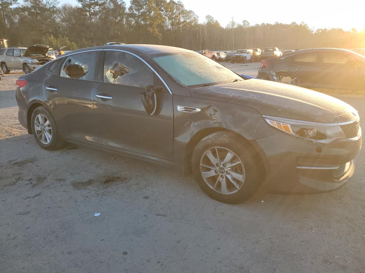2016 KIA Optima VIN KNAGT4L38G5090303 Copart auction photo, vandalism damage thumbnail 4