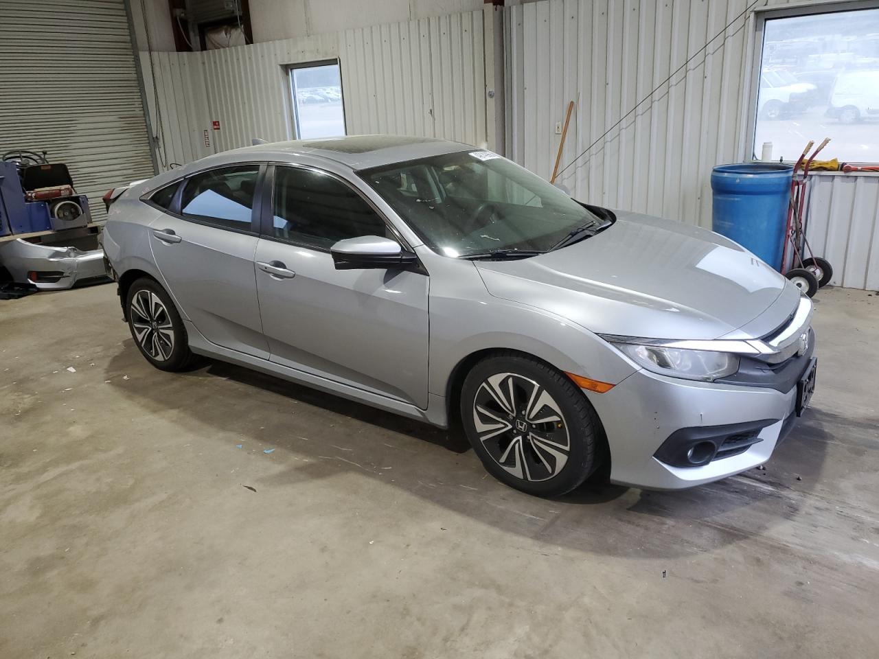 2016 Honda Civic VIN 19XFC1F39GE026770 Copart auction photo, rear end / minor dent/scratches damage thumbnail 4