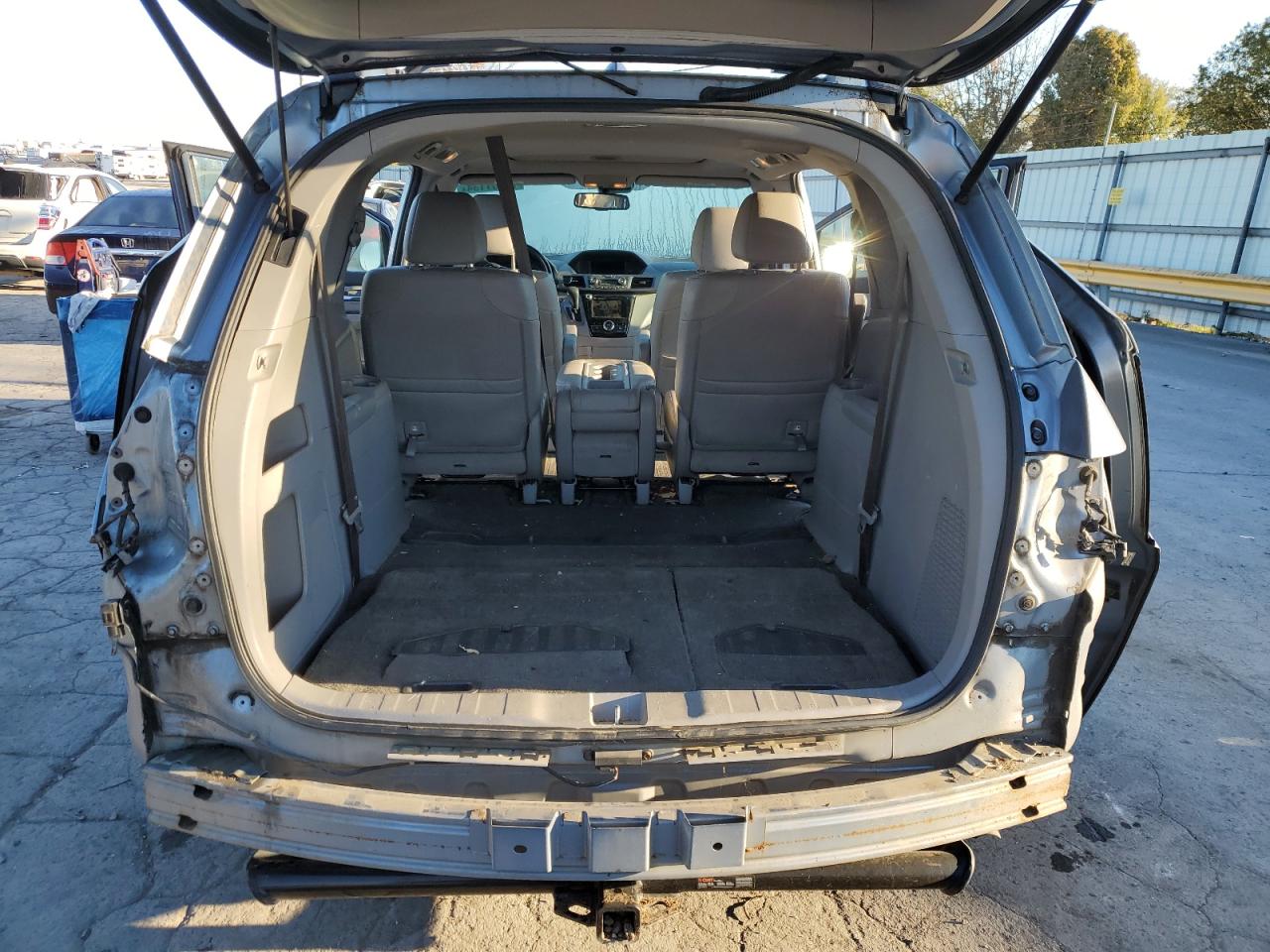 2014 Honda Odyssey VIN 5FNRL5H67EB056059 Copart auction photo, side / rear end damage thumbnail 13