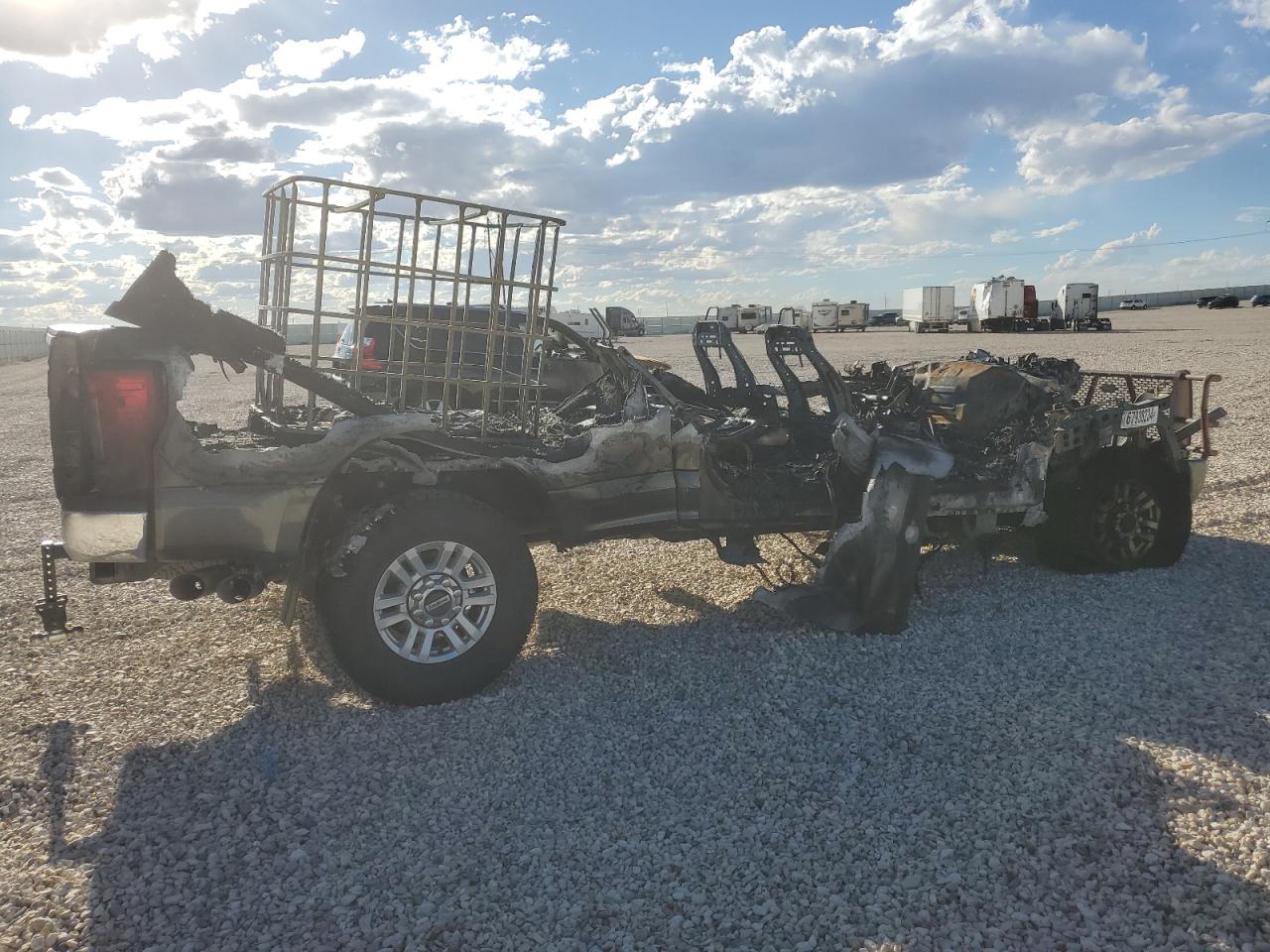 2019 Ford F250 VIN 1FT7W2BT8KEG15126 Copart auction photo, burn damage thumbnail 3