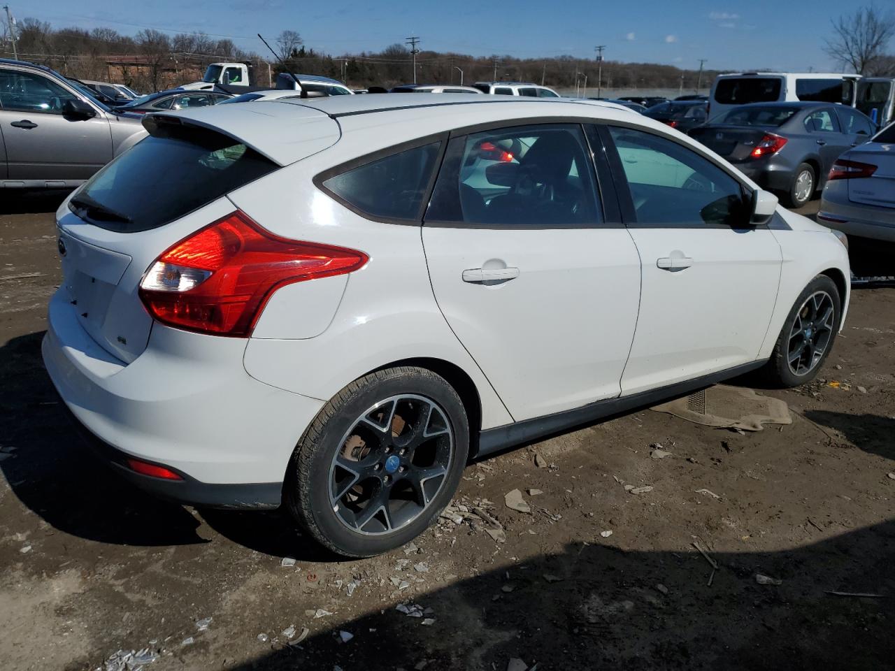 2012 Ford Focus VIN 1FAHP3K26CL287058 Copart auction photo, mechanical / minor dent/scratches damage thumbnail 3