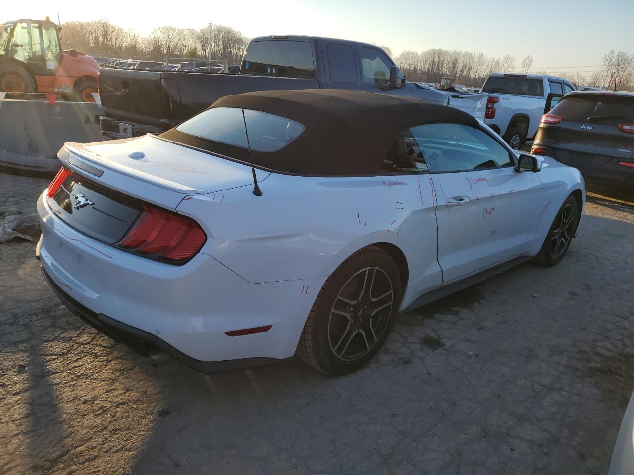 2020 Ford Mustang VIN 1FATP8UH0L5119669 Copart auction photo, front end damage thumbnail 3