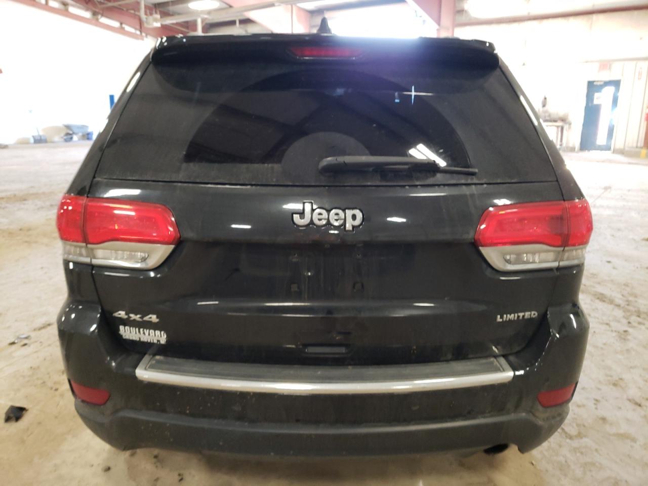 2015 Jeep Grand Cherokee VIN 1C4RJFBG4FC608578 Copart auction photo, front end / side damage thumbnail 6