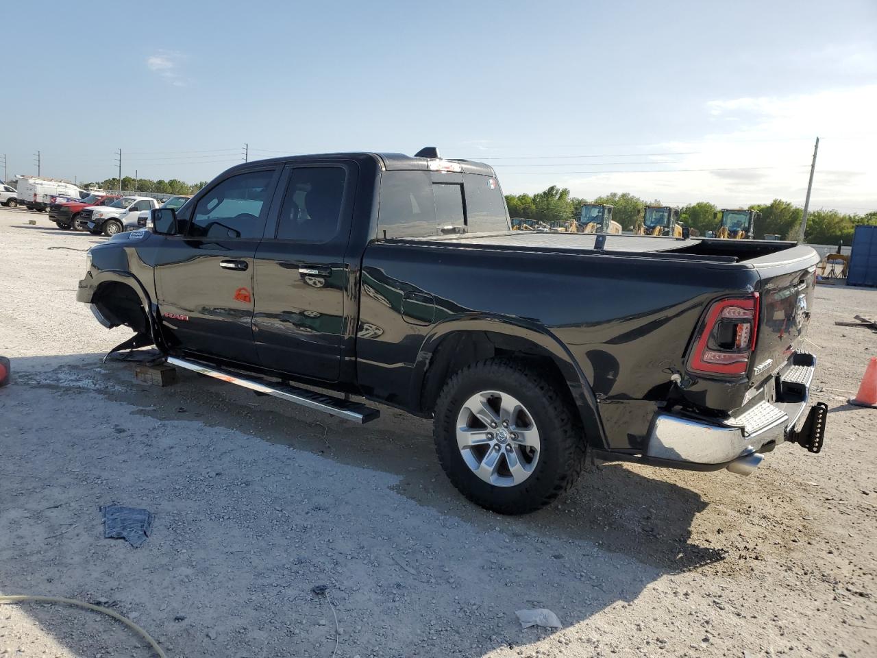 2020 RAM 1500 VIN 1C6RREDTXLN260872 Copart auction photo, front end / rear end damage thumbnail 2