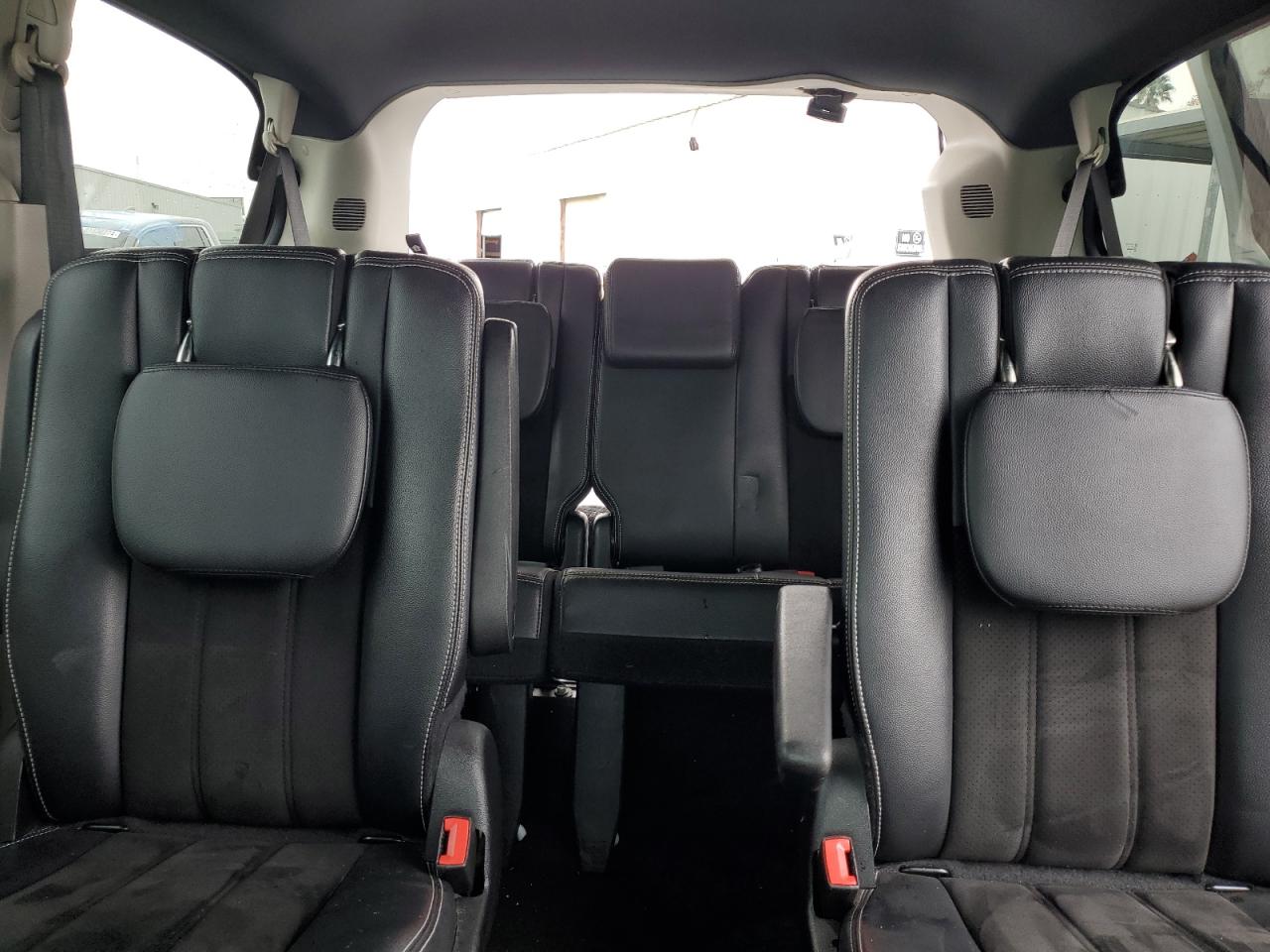 2019 Dodge Caravan VIN 2C4RDGCG8KR614526 Copart auction photo, rear end / side damage thumbnail 10