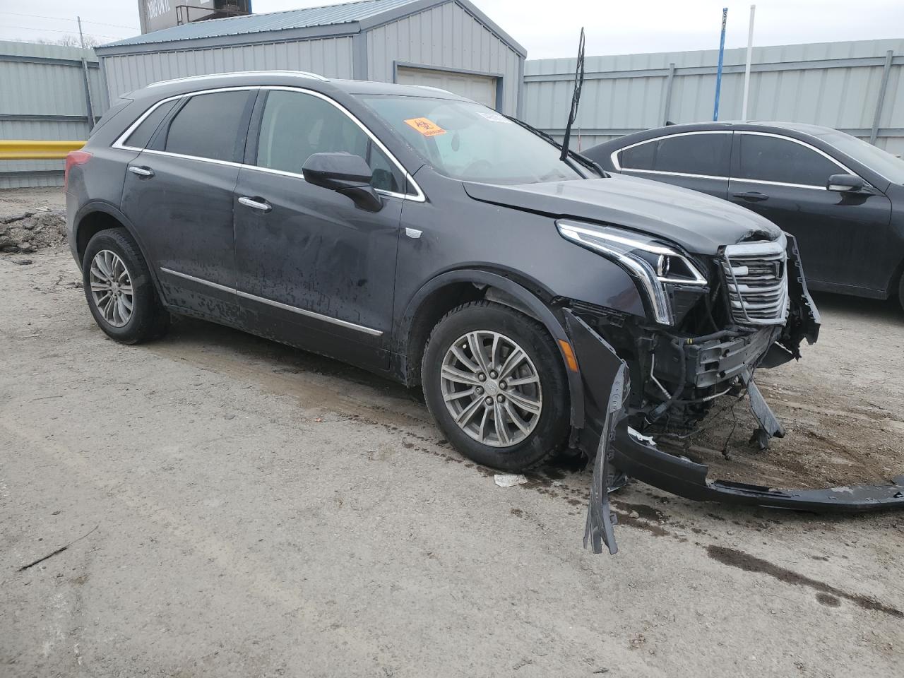 2019 Cadillac XT5 VIN 1GYKNCRS5KZ106873 Copart auction photo, front end damage thumbnail 4